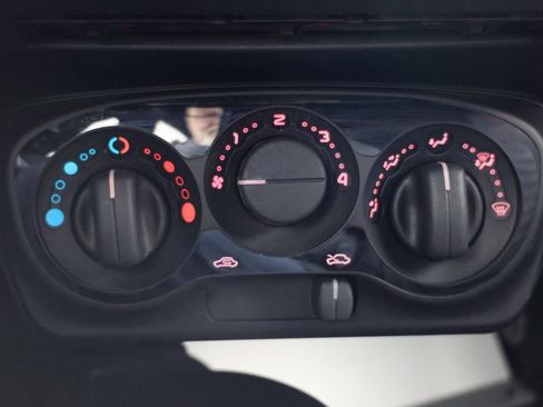 Used 2015 Alfa Romeo 4C Base w/ Leather Interior Group image 18