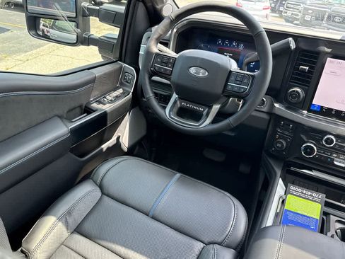New 2025 Ford F250 Platinum AWD/4WD image 17