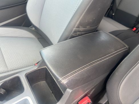 Used 2017 Ford Escape SE AWD/4WD image 23