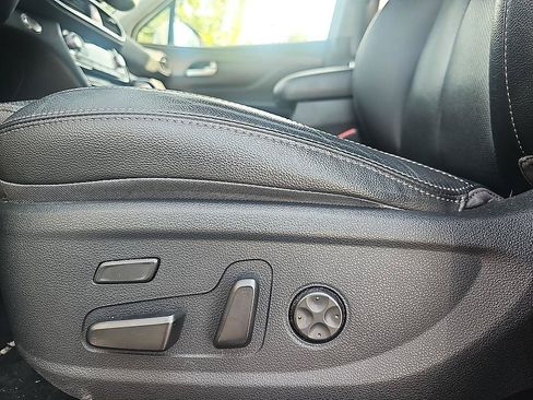 Used 2019 Hyundai Santa Fe FWD image 15