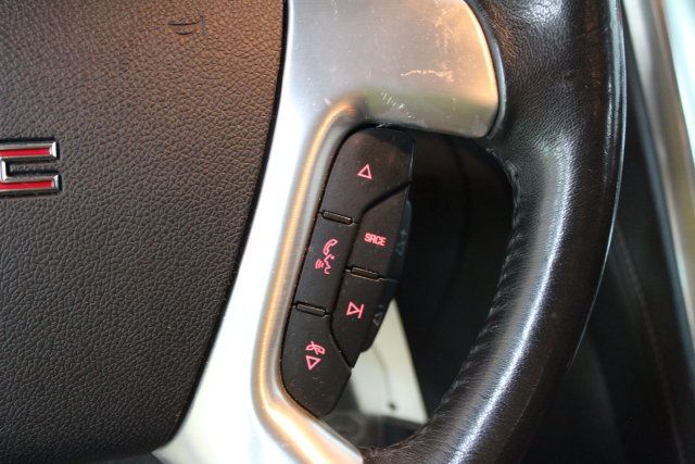 Used 2017 GMC Acadia Limited SLT FWD image 16