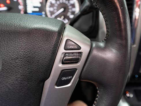 Used 2019 Nissan Titan PRO-4X w/ Pro-4x Convenience Package AWD/4WD image 29