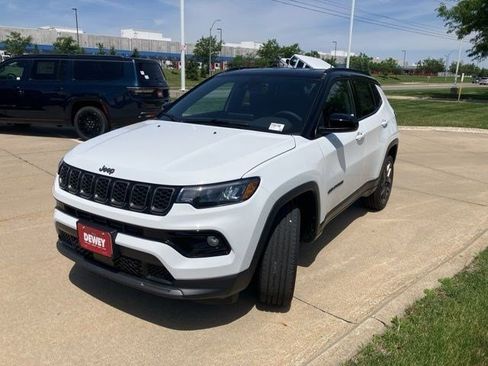 New 2026 Jeep Compass Limited AWD/4WD image 3