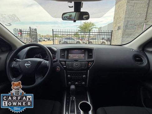 Used 2020 Nissan Pathfinder S AWD/4WD image 26