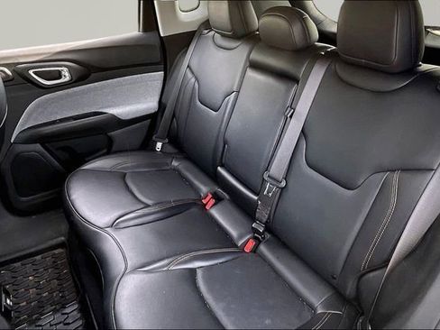 Used 2022 Jeep Compass Latitude w/ Sun and Sound Group image 16