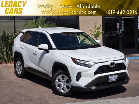 Used 2023 Toyota RAV4 LE AWD/4WD image 1