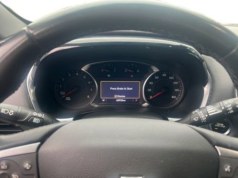 Used 2023 Chevrolet Traverse LT AWD/4WD image 14