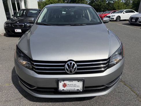 Used 2014 Volkswagen Passat 1.8T SE FWD image 2