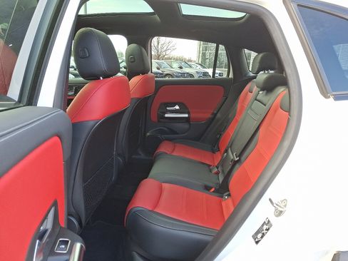 Certified 2022 Mercedes-Benz GLA 250 4MATIC image 10