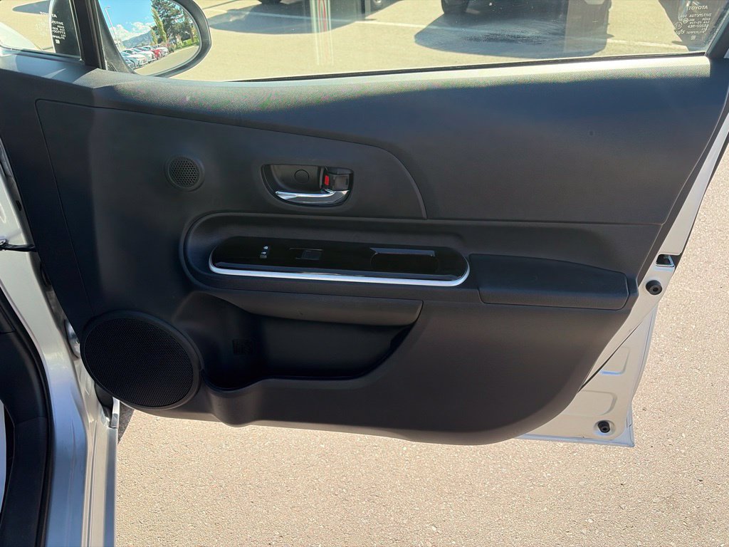Used 2015 Toyota Prius C Three FWD image 12
