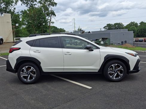 Certified 2024 Subaru Crosstrek 2.0i Premium AWD/4WD image 8