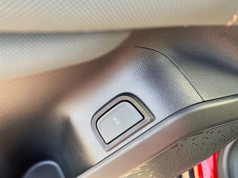 New 2026 GMC Terrain AT4 w/ Convenience Package III image 21