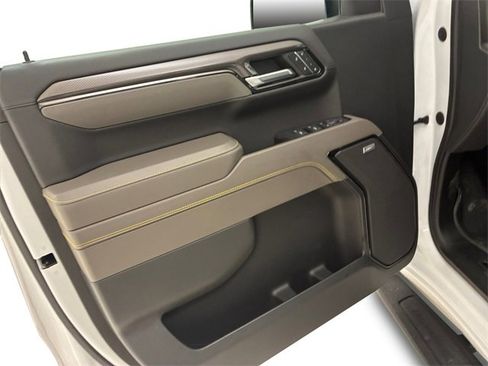 Used 2023 Chevrolet Silverado 1500 ZR2 w/ Technology Package image 13