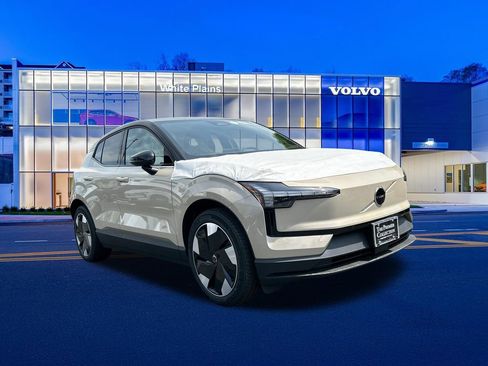 New 2026 Volvo EX30 Plus w/ Protection Package Premier image 1