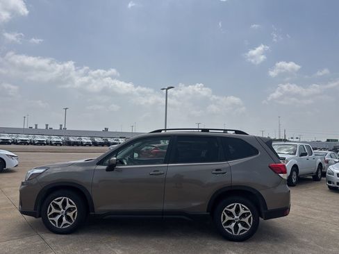 Used 2021 Subaru Forester Premium w/ Popular Package #1 AWD/4WD image 14