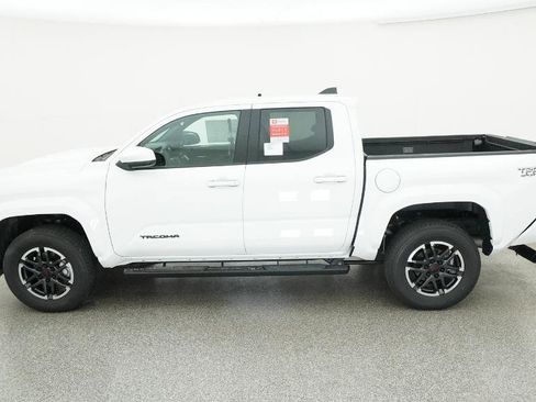 New 2025 Toyota Tacoma TRD Sport image 40