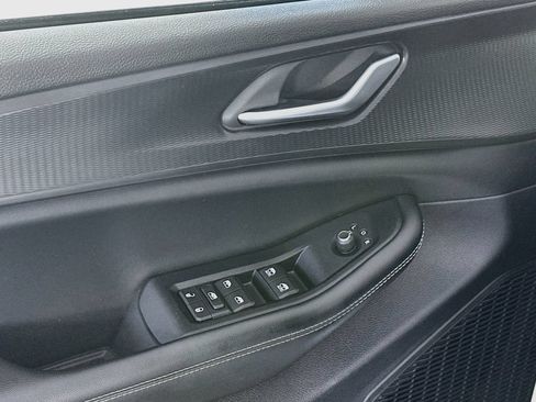 Used 2023 Jeep Grand Cherokee Altitude AWD/4WD image 23