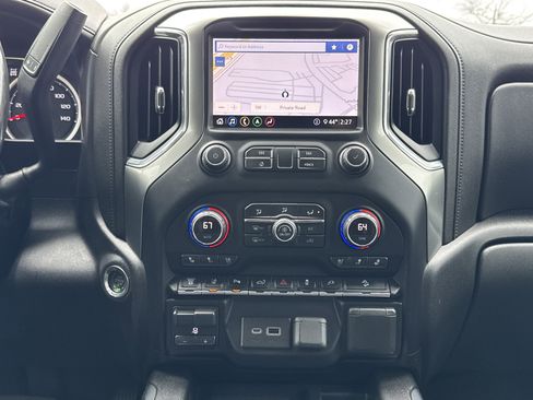 Used 2020 Chevrolet Silverado 2500 LTZ w/ LTZ Premium Package image 27