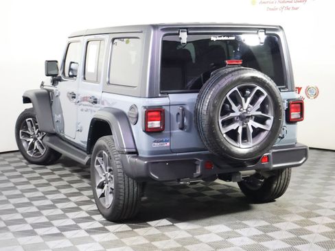 Used 2025 Jeep Wrangler Unlimited Sport S 4xe w/ Convenience Group AWD/4WD image 12