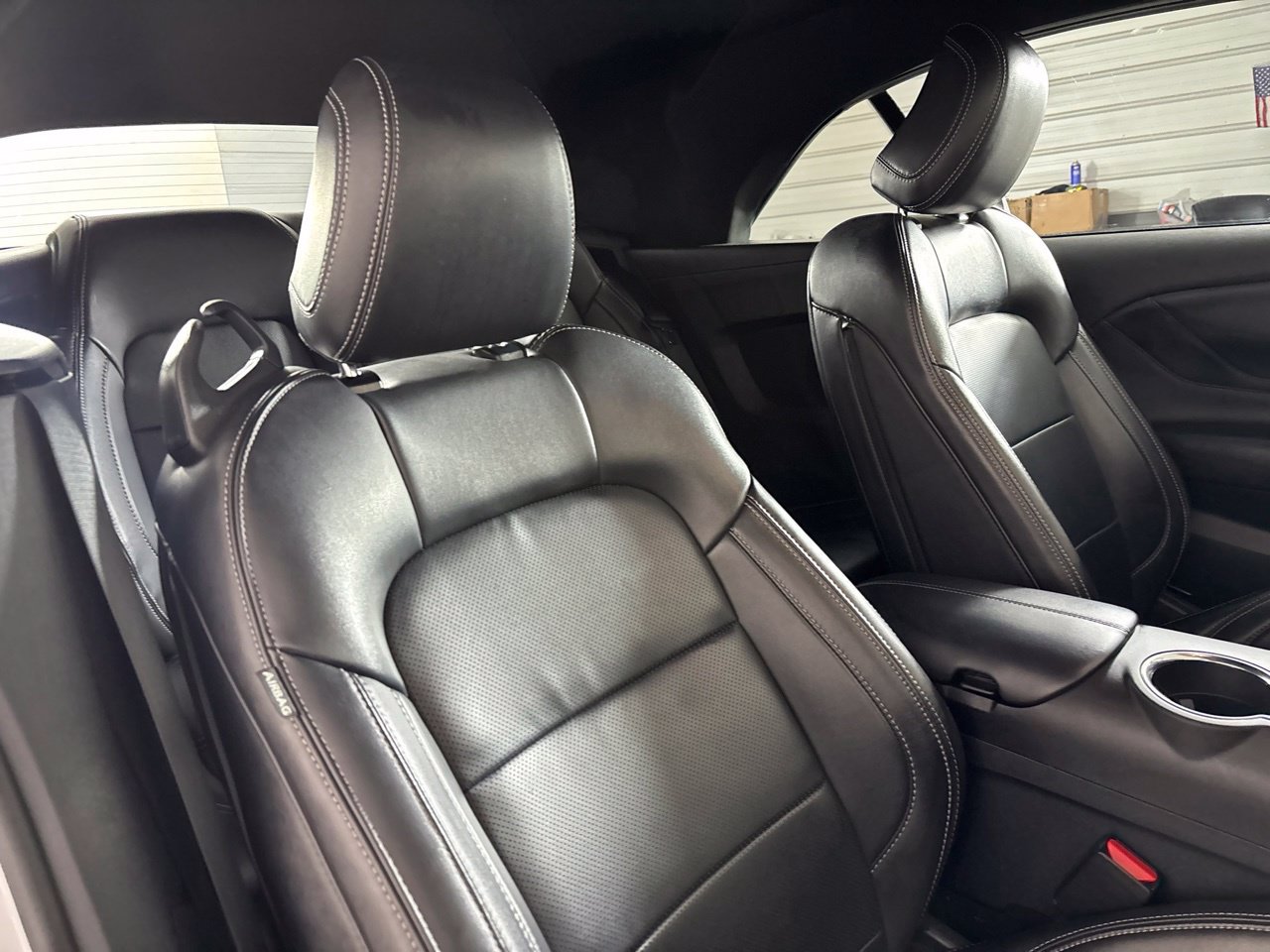 Used 2025 Ford Mustang Premium RWD image 23