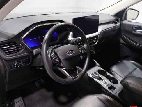 Used 2024 Ford Escape Platinum AWD/4WD image 14