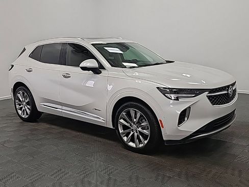 Used 2023 Buick Envision Avenir image 2