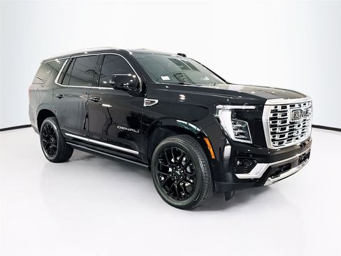 Used 2026 GMC Yukon Denali w/ Sun & Power Step Package AWD/4WD image 35