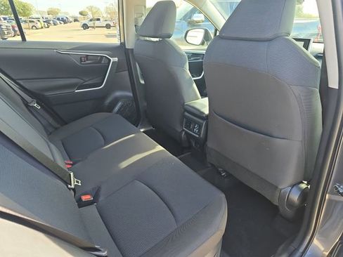Used 2025 Toyota RAV4 LE AWD/4WD image 12