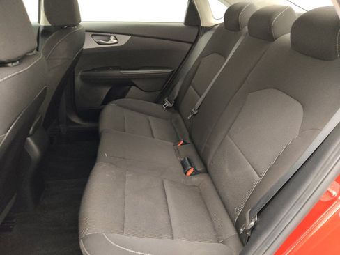 Used 2019 Kia Forte LXS FWD image 18