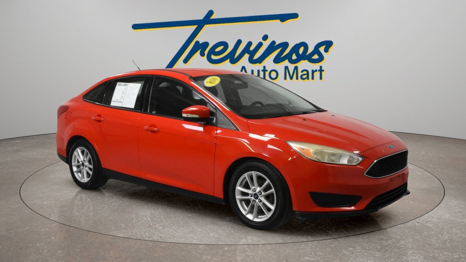 Used 2016 Ford Focus SE FWD image 1