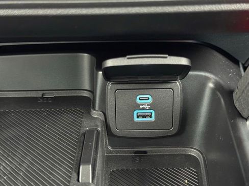 New 2025 Ford Bronco Heritage Edition image 30