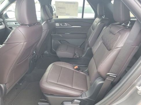 New 2026 Ford Explorer Platinum w/ LUX Leather Package image 22