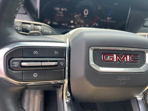 Used 2024 GMC Acadia Elevation w/ Luxury Package AWD/4WD image 28