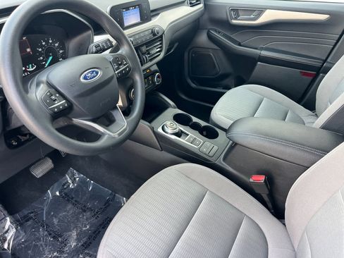 Used 2021 Ford Escape S image 12
