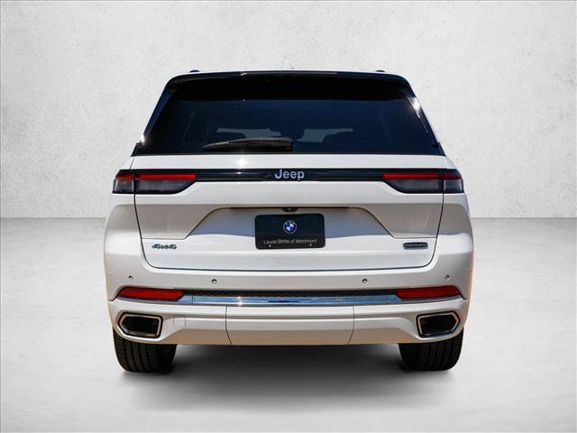 Used 2023 Jeep Grand Cherokee Overland AWD/4WD image 6