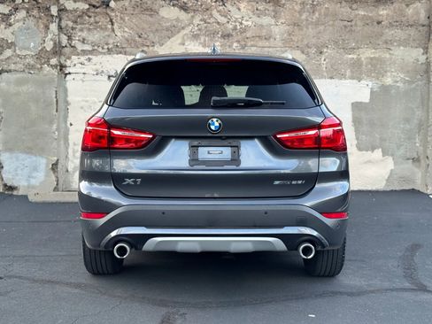 Used 2021 BMW X1 sDrive28i w/ Convenience Package FWD image 7