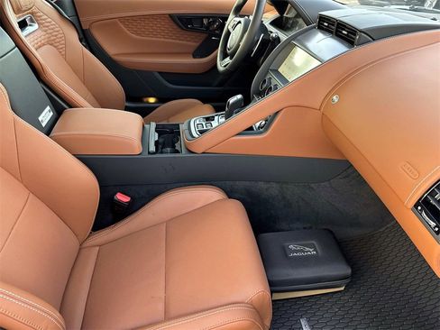 New 2024 Jaguar F-TYPE R image 11