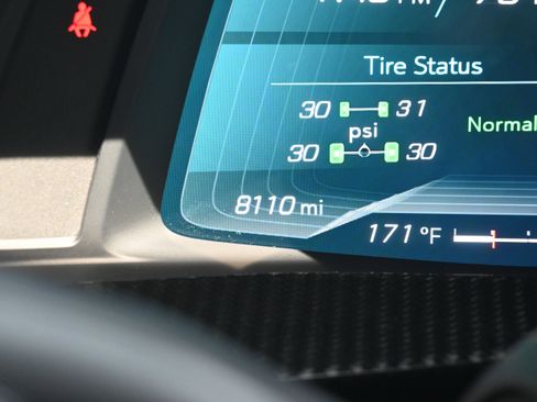 Used 2024 Chevrolet Corvette Stingray Premium Cpe image 24