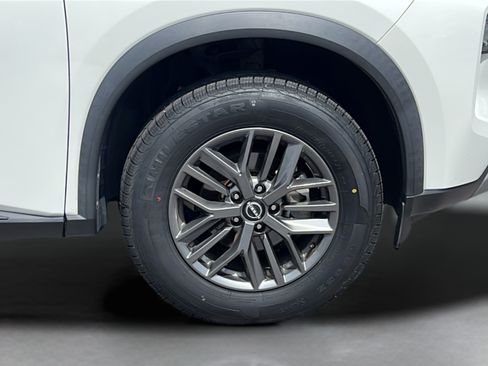 Used 2023 Nissan Rogue S FWD image 23