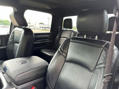 Used 2022 RAM 1500 Warlock AWD/4WD image 3