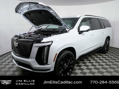 New 2026 Cadillac Escalade Platinum Sport w/ LPO, ONYX Package AWD/4WD image 36