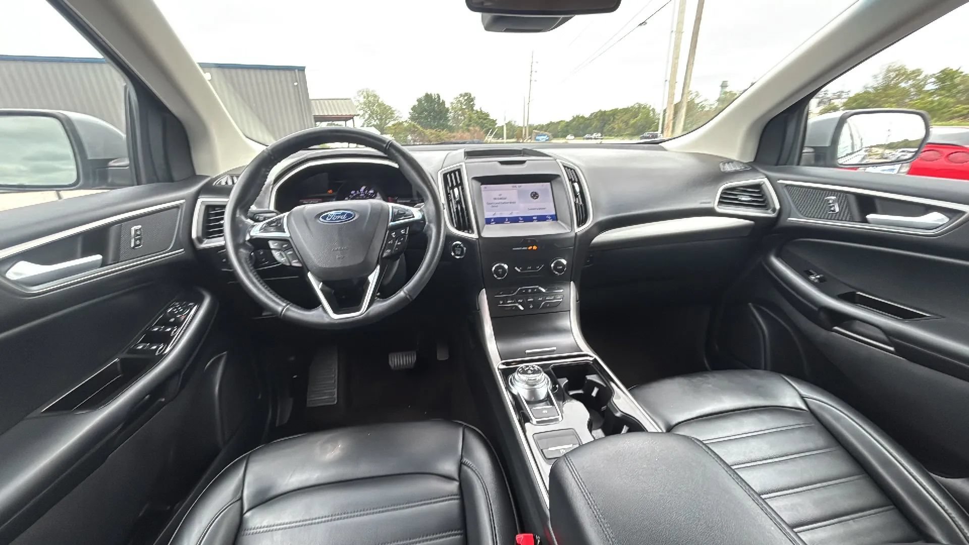 Used 2020 Ford Edge SEL FWD image 28