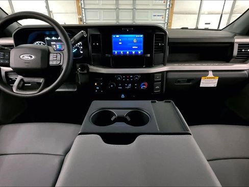 New 2026 Ford F250 XL w/ 360-Degree Camera Package image 14