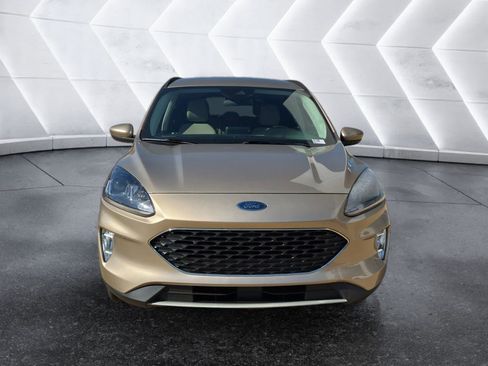 Used 2021 Ford Escape SEL image 2