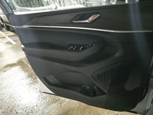 New 2026 Jeep Grand Cherokee Altitude image 25