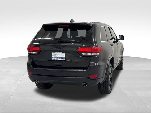 Used 2015 Jeep Grand Cherokee Altitude AWD/4WD image 8