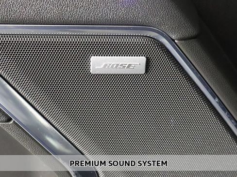 Used 2025 Chevrolet Silverado 1500 LT Trail Boss w/ Convenience Package II AWD/4WD image 3