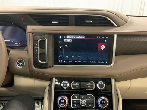 Used 2024 GMC Yukon Denali w/ Max Trailering Package AWD/4WD image 29