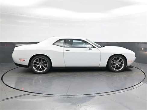 Used 2023 Dodge Challenger GT image 3