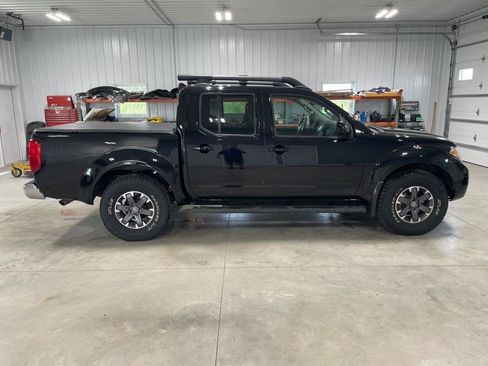 Used 2015 Nissan Frontier PRO-4X AWD/4WD image 8